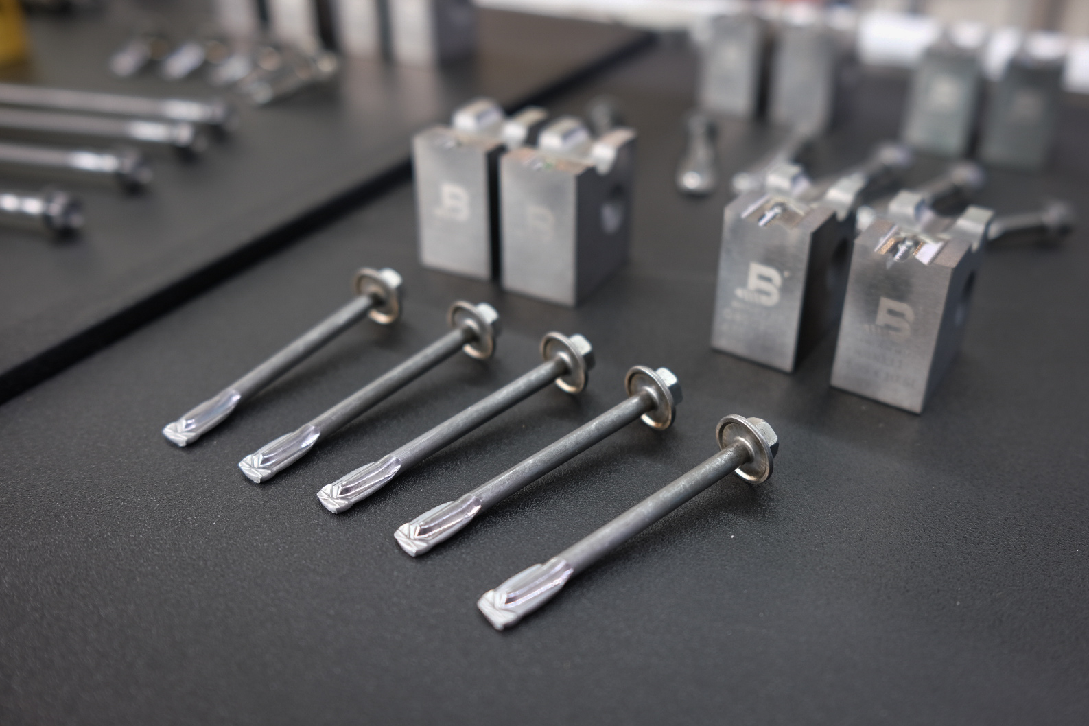 What Screws to Use for Metal Studs? 10 Essential Tips for the Right Choice